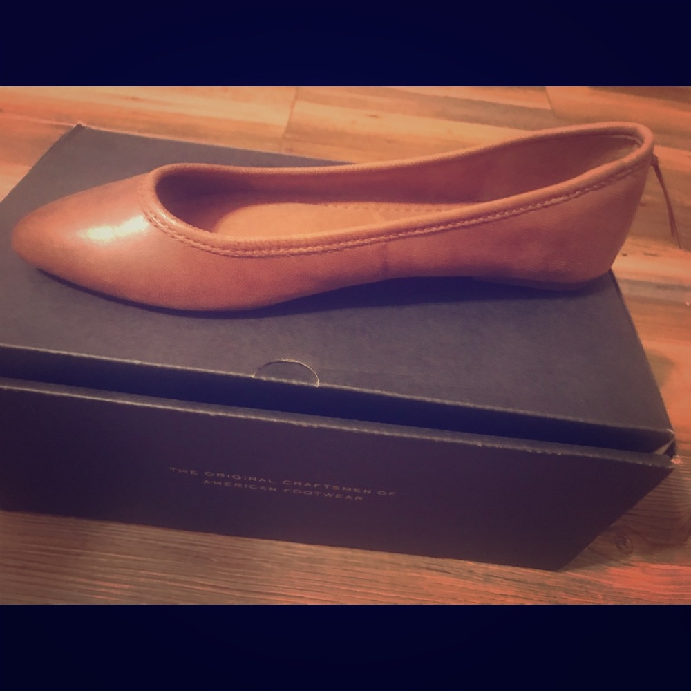 NEW FRYE REGINA BALLET FLAT IN BOX